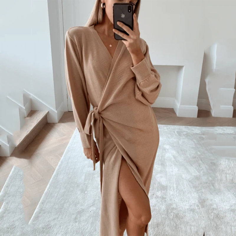 Robe pull femme à col en V