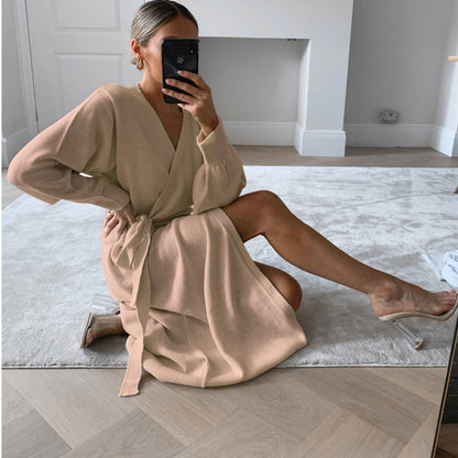 Robe pull femme à col en V