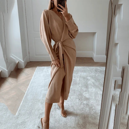 Robe pull femme à col en V